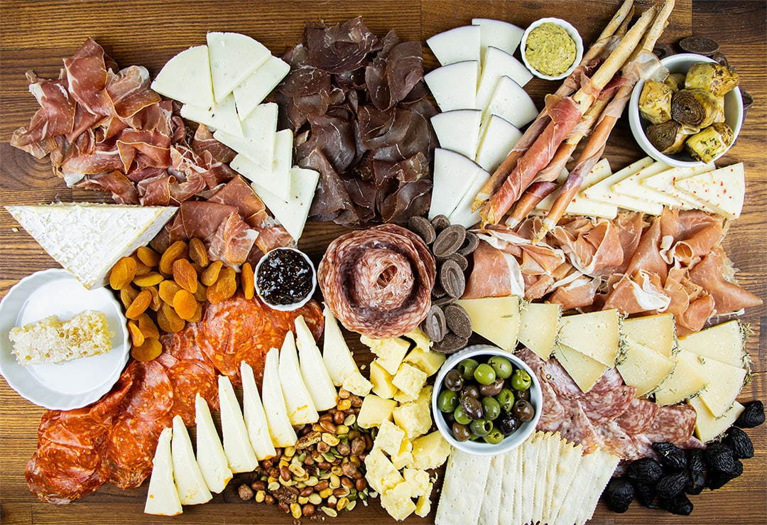 How to Build the Ultimate Charcuterie