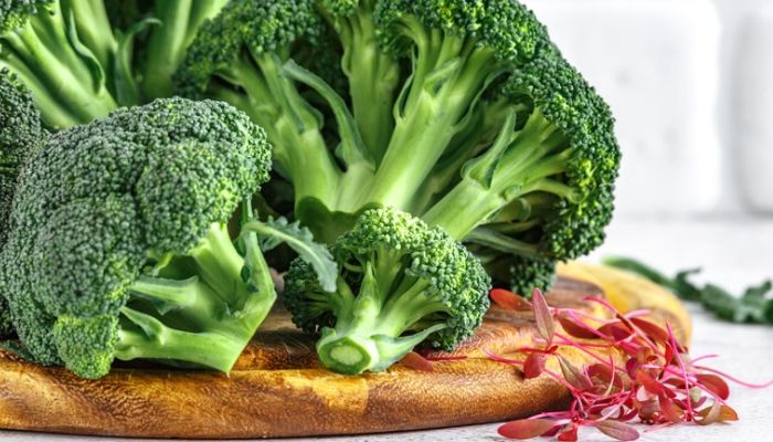 Broccoli contains more protein than steak